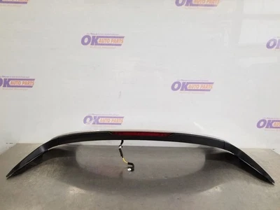 25 2025 MAZDA CX-5 REAR LIFTGATE MOUNTED SPOILER SILVER WITH THIRD BRAKE LAMP Foto 1 de 4