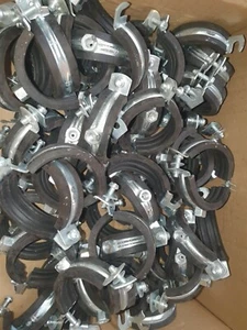 Schraub Rohrschelle 2"  59-63 mm   VE 50 St. Rohrschellen Gummi Rohrschellen  - Picture 1 of 1