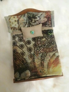 Dollhouse Miniature Full Size Comforter Set 1:12 Scale Multi Color Floral Fabric - Picture 1 of 6