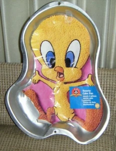 1998 Tweety Kuchenform Wilton mit gerissenem Einsatz 2105-3201 Warner Bros. Looney Tunes - Bild 1 von 2