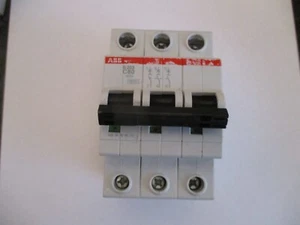 ABB S203 C80 80 AMP 6KA DREIPOLIGER MCB SCHUTZSCHALTER - Bild 1 von 1