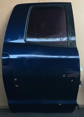 Toyota Tundra 2007-2021 puerta trasera derecha lado pasajero pieza original Toyota OEM Foto 1 de 4