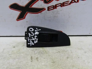 TOYOTA AVENSIS 2003-2008 ELECTRIC WINDOW SWITCH (REAR DRIVER SIDE) WS214 - Picture 1 of 3