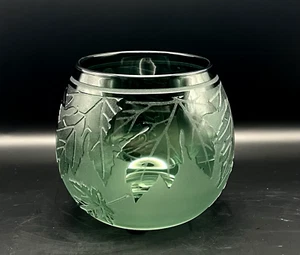 Vintage Fenton Ethan Allen geätztes Kunstglas grünes Ahornblatt 5 Zoll Schüssel Vase signiert - Bild 1 von 6