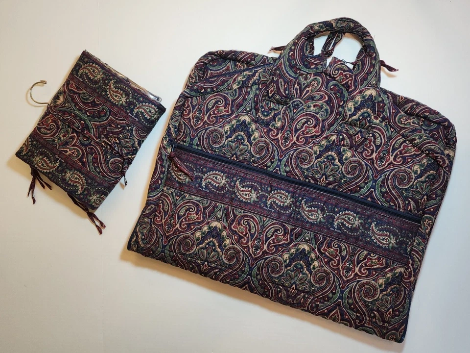 Винтажная сумка для одежды Vera Bradley снятая с производства «Медальон» + подвесная дорожная сумка-органайзер - Изображение 1 из 4