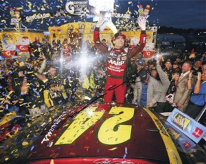 AUTOGRAPHED 2015 Jeff Gordon #24 AARP Member Advantages MARTINSVILLE RACE WIN (V - Picture 1 of 1