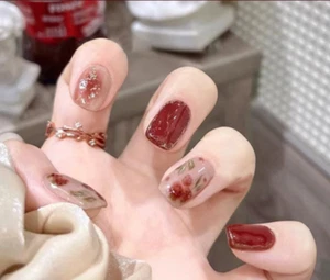 24Pcs Press-On Nails Glue Set Medium Squoval,Holiday Gifts, Red Rose Gold🇺🇸 - Picture 1 of 3