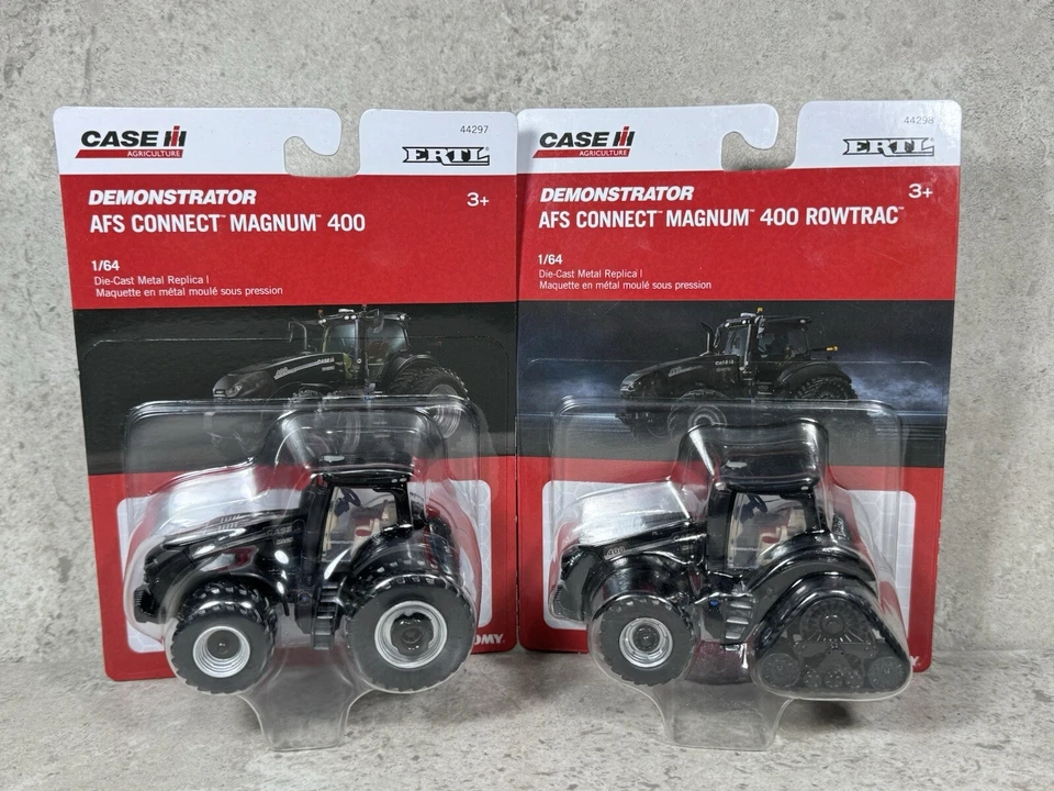 1/64 Case IH Magnum 400 Wheeled & RowTrac Black Demonstrator Pair Of 2 - Image 1 of 1