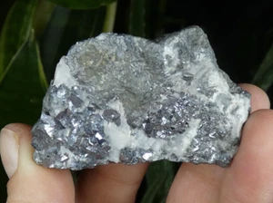 Skutterudite & Calcite Bou Azzer 5.5x3cm Maroc minéraux collection pierre reiki - Picture 1 of 7