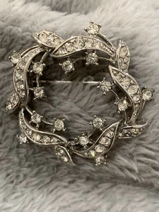 Vintage Attwood & Sawyer A&S Rhinestone Crystal Reef Pin - Picture 1 of 5