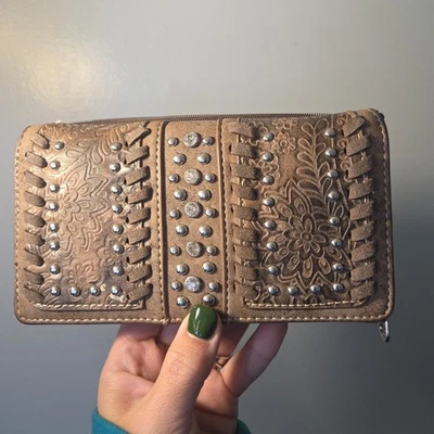 Cartera vaquera Montana West marrón en relieve trenzada tachonada bling occidental Foto 1 de 4
