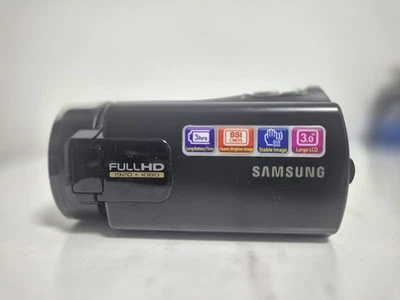SAMSUNG HMX-H300 CAMCORDER + BATTERY + CHARGER - Full HD  Working - Image 1 of 4