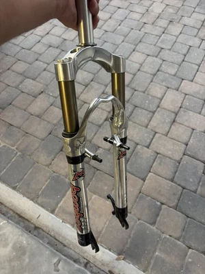 Marzocchi Bomber 2000 Z2 X-Fly Fork 26" Air 80mm Travel QR Disc / Rim - Image 1 of 4