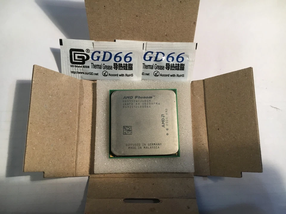 AMD Phenom x4 9550 2,2 GHz 4 core (HD9550WCJ4BGH) procesador Envio Desde Madrid - Imagen 1 de 1