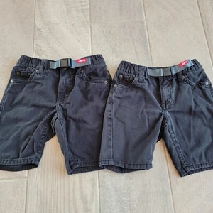 Levi’s Black Shorts with Belt Size 6 - Picture 1 of 6