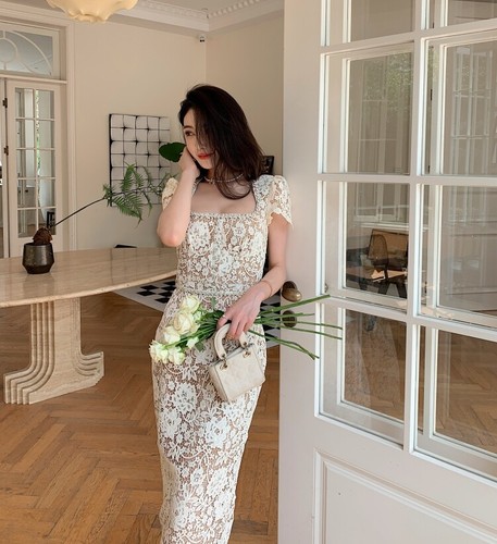 OFF WHITE Abito elegante donna autoritratto colletto quadrato pizzo diamantato