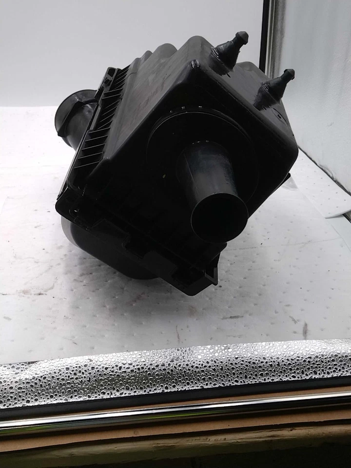 Conjunto de filtro de aire usado se adapta a: Mazda CX-9 2012 grado A Foto 1 de 4