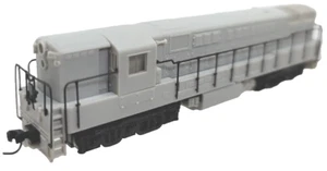 N ATLAS 49531 Fairbanks-Morse Trainmaster Undecorated DCC ready - Picture 1 of 12