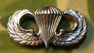 US Basic Parachutist jump wings badge Airborne Parachute insignia stay brite V21 - Picture 1 of 9
