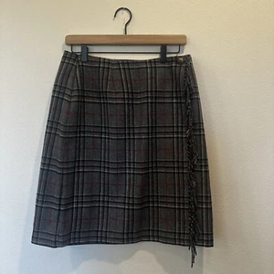 VTG Sag Harbor, Wool Skirt Womens 10 / Gray, Black, And Red Plaid - Picture 1 of 6