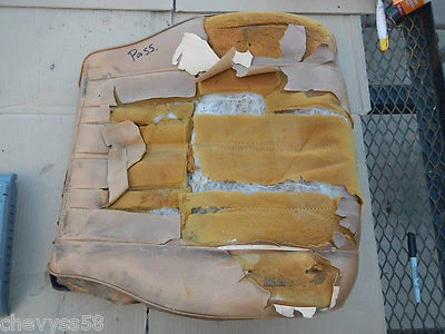 RIGHT FRONT PASSENGER SEAT BOTTOM 1980 80 NISSAN DATSUN 210 310 BLUEBIRD - Image 1 of 4