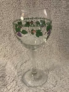 FREE SHIP! GREAT DEAL! Hard to Find Pfaltzgraff "Grapevine" 14 Oz Goblet - Picture 1 of 10