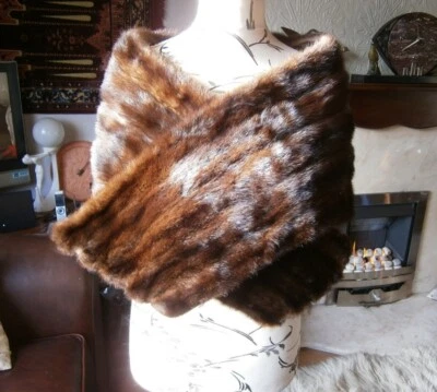 Gorgeous vtg  62" long glossy Mahogany mink fur stole SCALLOPED ends, ex cond! - Image 1 of 4