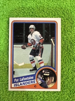 Tarjeta de radiocontrol de novato Pat LaFontaine 1984-85 Topps #96 Foto 1 de 4