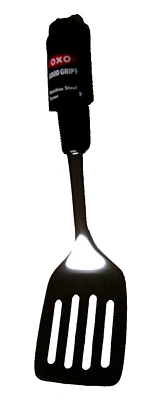 Giratorio de acero inoxidable OXO Good Grips, 12", ranurado, mango de agarre suave negro Foto 1 de 2