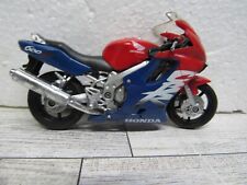 Maisto 1:18 Road & Track Red Blue Honda CBR 600F Motorcycle
