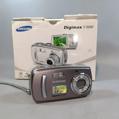 Samsung Digital Camera Digimax V800 8.1MP Silver Tested With Battery and Charger - Image 1 of 4