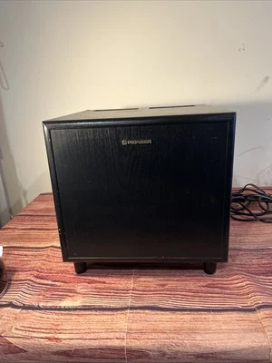 先锋 HTV-SW1 8 英寸供电低音炮扬声器 - 可正常工作 — 第 1/4 张图片