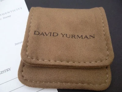 One David Yurman Pequeña Bolsa de Gamuza con Cierre Magnético para Anillos, Gemelos 2.5" Foto 1 de 4