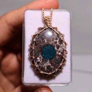 Ocean’s Eye~ Collar de cristal macramé tejido a mano orbe de cavansita natural en matriz - Imagen 1 de 10