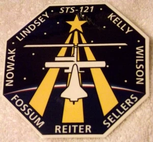 STS-121 Official NASA Sticker 2nd Post-Columbia Return to Flight 7 Astronauts - Picture 1 of 2