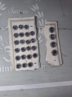 Lot d'anciens boutons vintages bleu - Photo 1/4