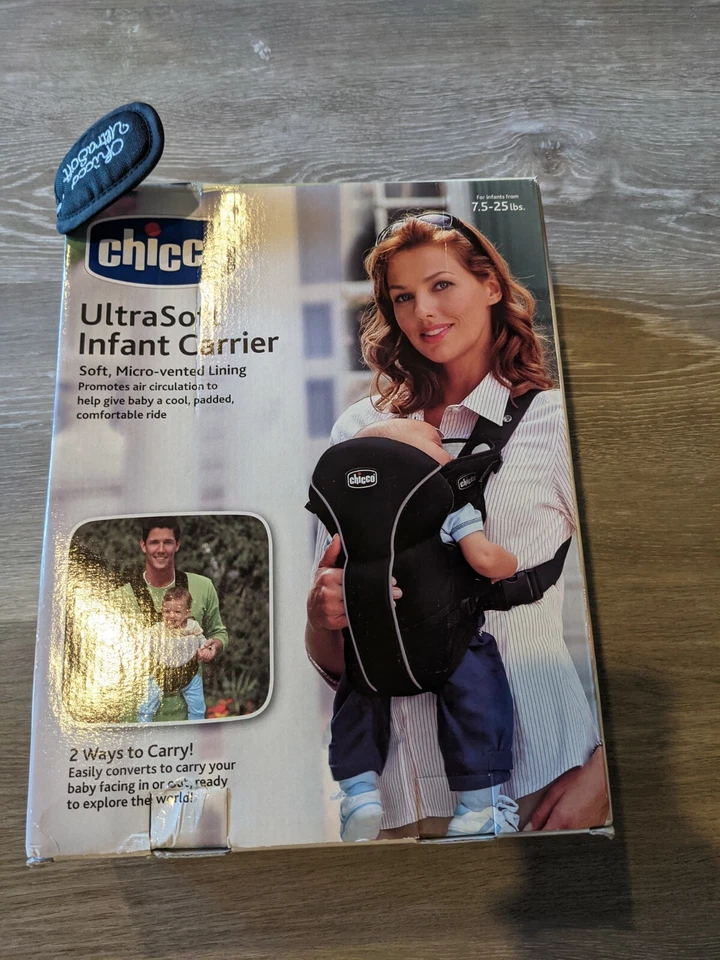 **NUEVO**Portador de bebé bidireccional Chicco UltraSoft negro para bebés de 7,5 a 25 libras Foto 1 de 1