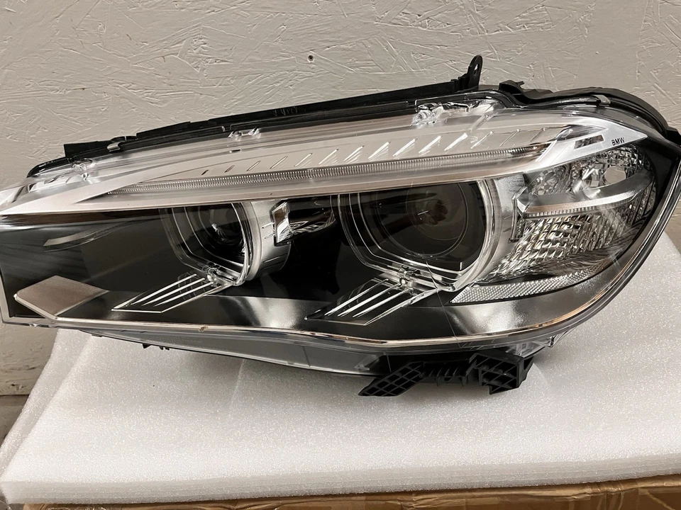 2014-2018BMW X5 X6 Xenon Headlight Driver Side Damaged - Image 1 of 4