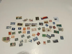 Vintage Stamps 50x CANADA Variety  Estate Sale Combine Ship L.12 - Picture 1 of 5
