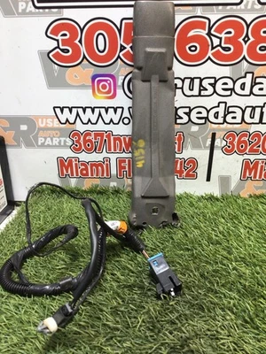 ✅ 2009 CHEVY EXPRESS 2500 Front Seat Belt Buckle OEM - Изображение 1 из 4