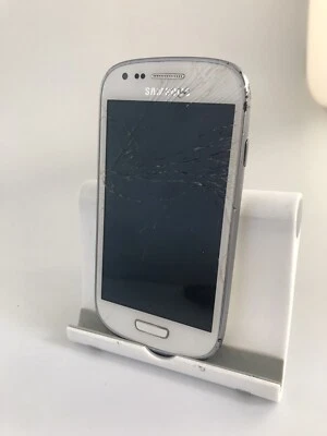 Samsung Galaxy S3 Mini White Unlocked Android Smartphone Cracked Incomplete      - Image 1 of 4