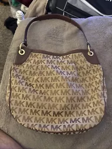 Michael Kors Signature Bag Shoulder Hand Bag Brown/Khaki Very Clean!!! - Picture 1 of 9