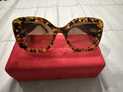 gafas de sol carolina herrera mujer Foto 1 de 4