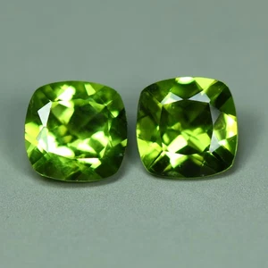 2.03 Cts_Matching Pair_6 MM_100 % Natural Unheated Green Peridot_Pakistan - Bild 1 von 3
