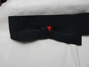 Zum Selbermachen "schwarz mit rot" 19 Ligne vorgebunden in Schleife Hutband Ripsband - Bild 1 von 1