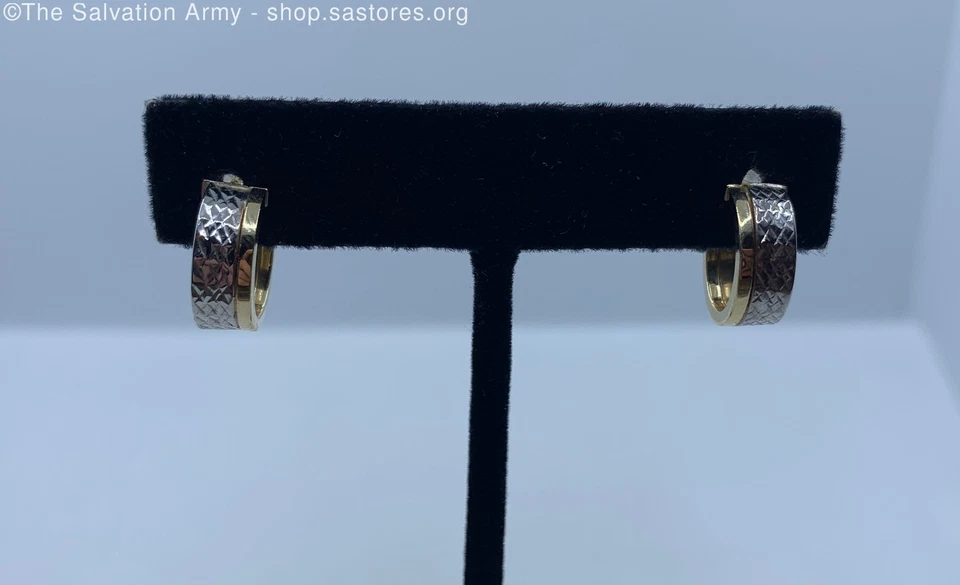 Pendientes de aro con textura de oro bicolor Milros 14k - 1,6 g Foto 1 de 1