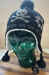 OLD NAVY BOYS BLACK KNIT SHERPA LINED WINTER HAT WITH SKULLS!  L/XL.  FUN VGC. 9 - Picture 1 of 4