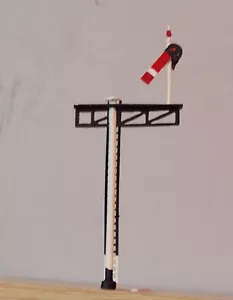 P&D Marsh OO Gauge Z353 GWR/BR Home on bracket signal PAINTED & Finished - Foto 1 di 1
