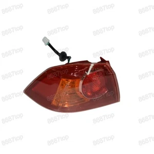 Lámpara trasera trasera exterior izquierda 8330A109 1 pieza para Mitsubishi Lancer 2007-2011 - Imagen 1 de 6