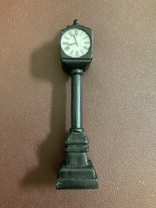 2007 Lemax "Street Clock" Figure - Village Accessory #74634 - Picture 1 of 2